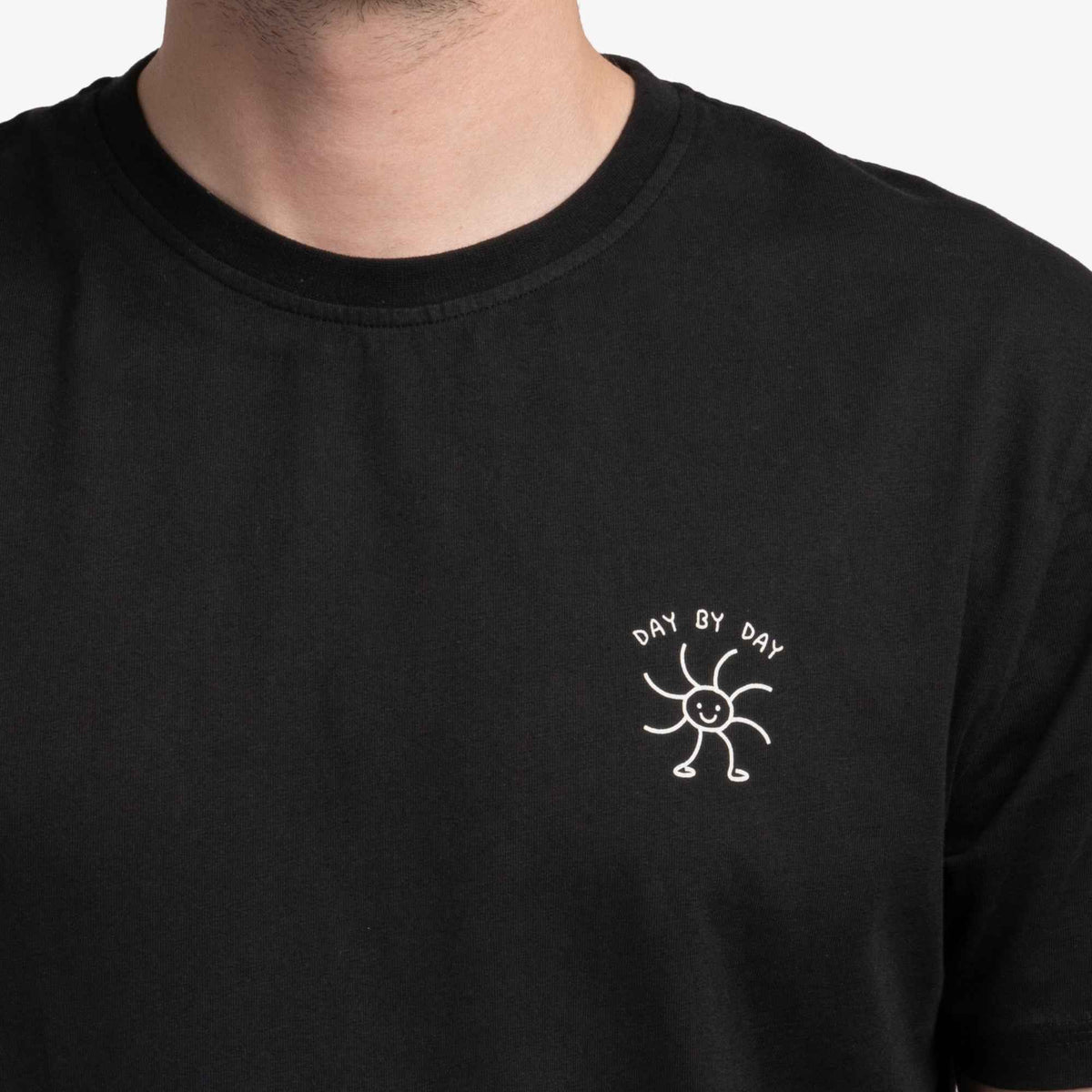 Natural Vibes T-Shirt Day by Day schwarz