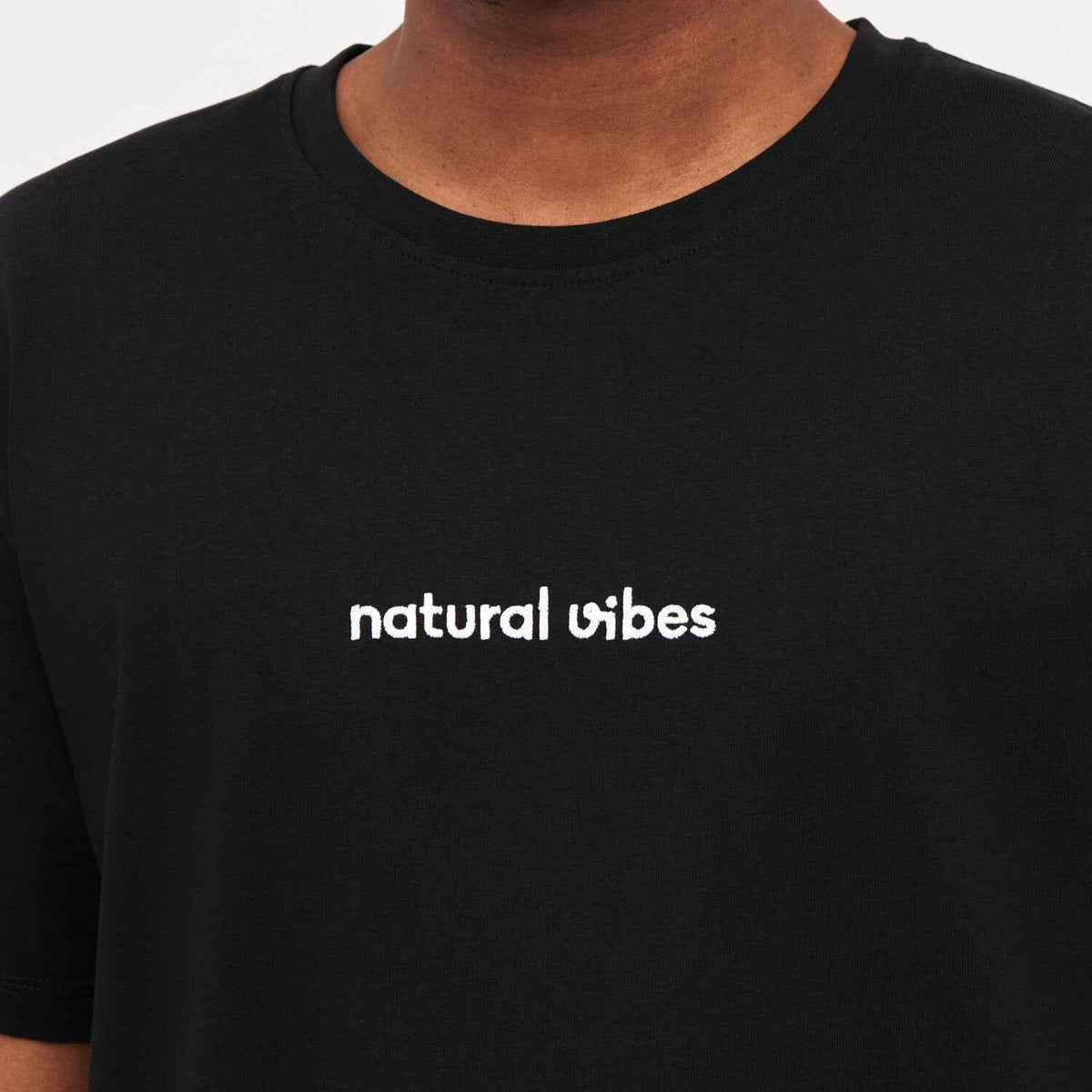 Natural Vibes T-Shirt Logo schwarz