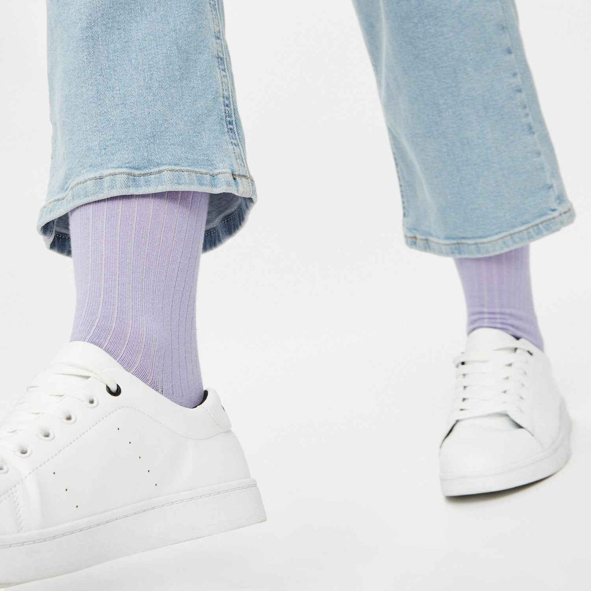 Gerippte Socken lila