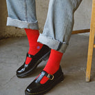 Basic Tennissocken rot am Model - Natural Vibes Clothing