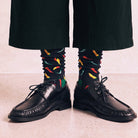 Chili Socken kombiniert mit schwarzen Loafern - Natural Vibes Clothing